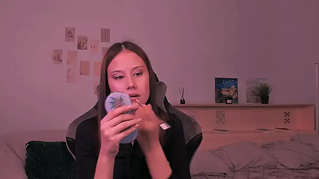 adelle046 online show from 10/10/25, 12:59