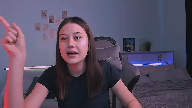 adelle046 online show from 11/16/25, 09:37