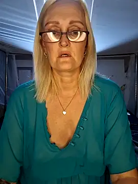 Snapshot of Jenny_Blum chatting on 10/09/25, 08:12 Jenny Blum online show from 10/09/25, 08:12