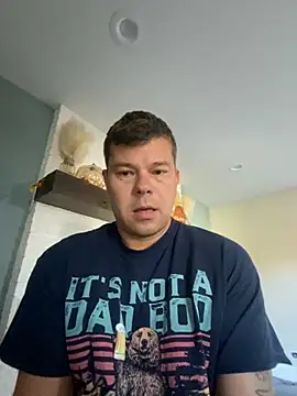 daddyshark83 online show from 10/31/25, 03:24