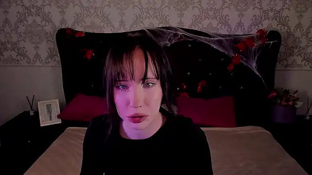 Melissa Gonzales online show from 11/04/25, 02:05