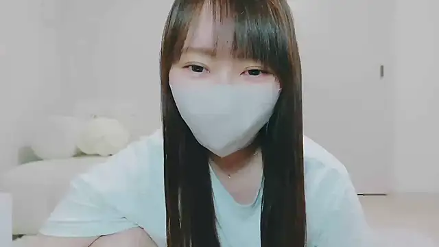 Risa love online show from 11/14/25, 09:08