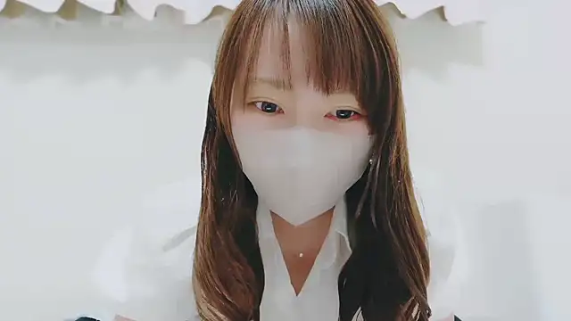 Risa love online show from 11/17/25, 05:19