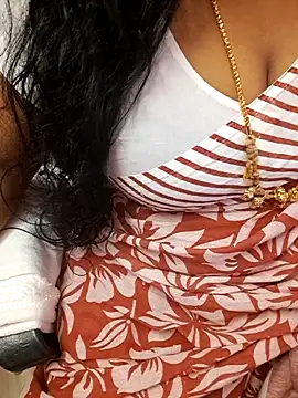 Tamil Ammani online show from 11/17/25, 02:28