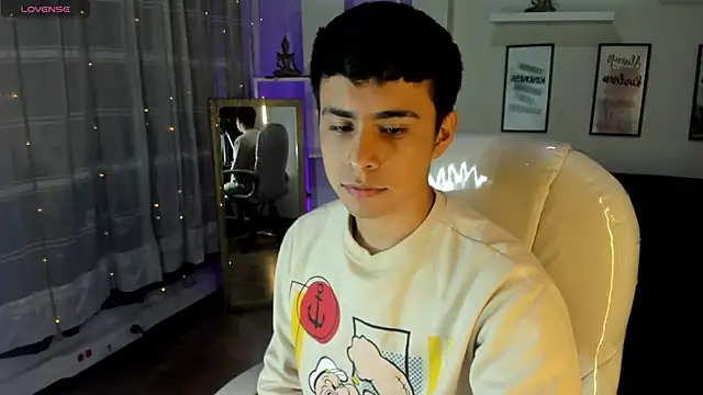 Snapshot of Nyko_ds chatting on 10/23/25, 04:01 Nyko ds online show from 10/23/25, 04:01