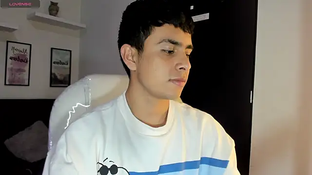 Snapshot of Nyko_ds chatting on 10/26/25, 04:18 Nyko ds online show from 10/26/25, 04:18