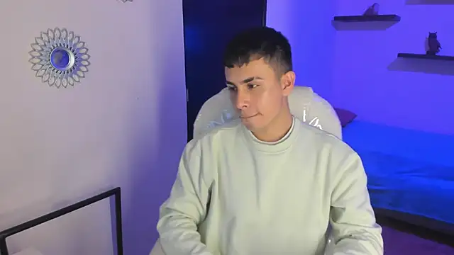 Snapshot of Nyko_ds chatting on 11/12/25, 04:24 Nyko ds online show from 11/12/25, 04:24