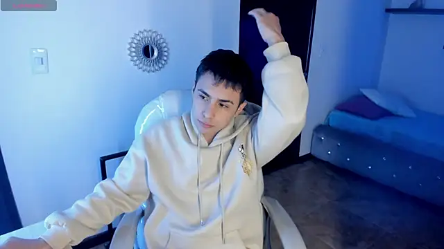 Snapshot of Nyko_ds chatting on 11/26/25, 03:29 Nyko ds online show from 11/26/25, 03:29