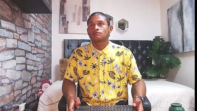 Snapshot of casike1 chatting on 10/11/25, 11:47 casike1 online show from 10/11/25, 11:47