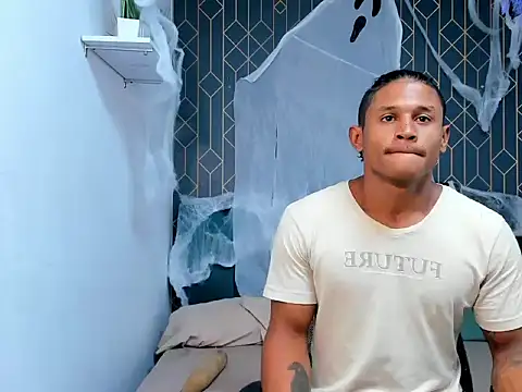 Snapshot of casike1 chatting on 11/02/25, 07:27 casike1 online show from 11/02/25, 07:27