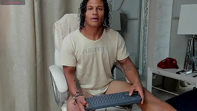 Snapshot of casike1 chatting on 11/03/25, 12:17 casike1 online show from 11/03/25, 12:17