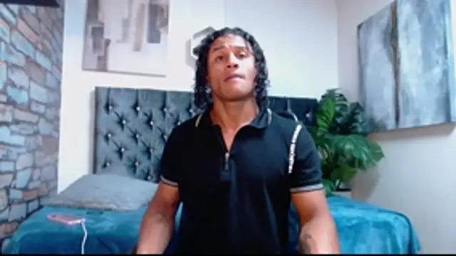 Snapshot of casike1 chatting on 11/11/25, 12:21 casike1 online show from 11/11/25, 12:21