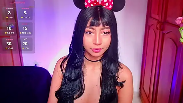 emma web  online show from 10/20/25, 04:07