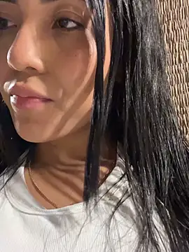 Snapshot of NatalieLewis chatting on 11/07/25, 11:49 NatalieLewis online show from 11/07/25, 11:49