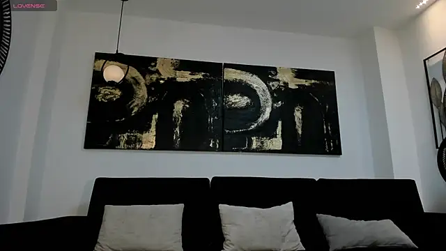 Snapshot of EmilyJohnsonX1 chatting on 12/03/25, 03:14 EmilyJohnsonX1 online show from 12/03/25, 03:14