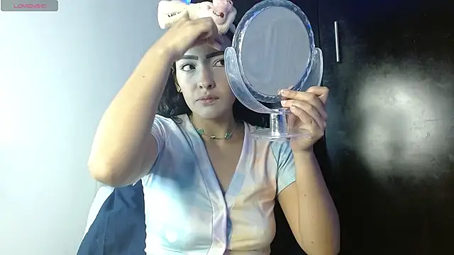 JuliethaFox online show from 10/07/25, 11:24