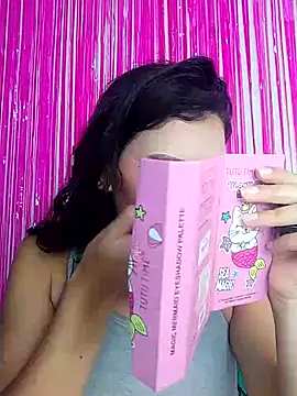 JuliethaFox online show from 10/18/25, 10:54