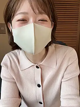 momo yuipu online show from 10/06/25, 12:52