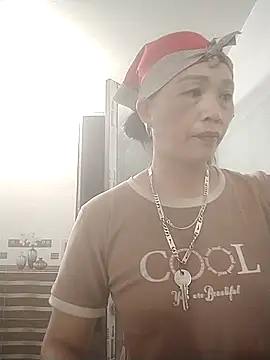 meo-meo00 online show from 10/22/25, 09:25