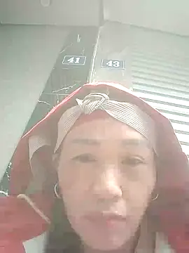 meo-meo00 online show from 11/18/25, 07:24