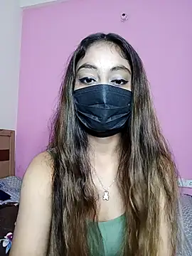 Snapshot of Kitty_18teen chatting on 10/14/25, 06:09 Kitty 18teen online show from 10/14/25, 06:09