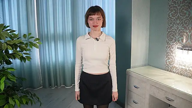 PaulaDauge online show from 10/04/25, 03:04