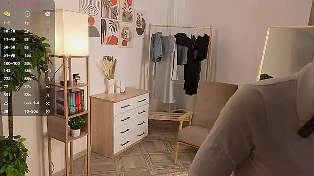 PaulaDauge online show from 11/07/25, 01:49