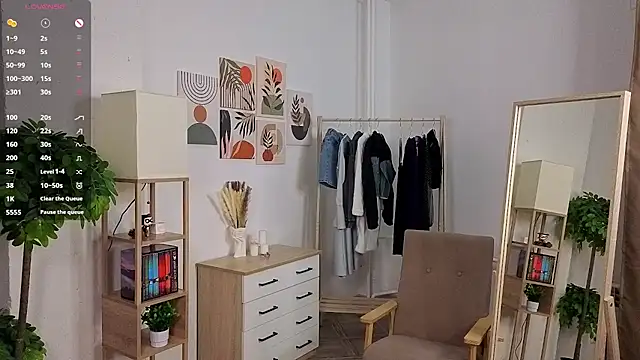 PaulaDauge online show from 11/20/25, 01:17