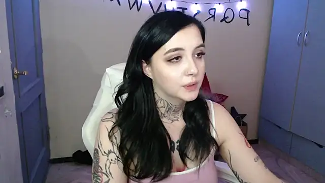 Rin andersonn online show from 11/26/25, 08:21