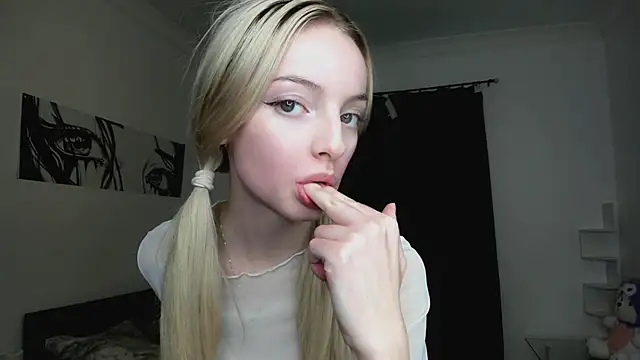 PocketDollX online show from 10/23/25, 01:43