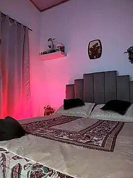 octaviiablom online show from 10/16/25, 02:12