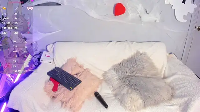 Snapshot of Hekate_20 chatting on 10/21/25, 08:42 Hekate 20 online show from 10/21/25, 08:42