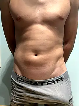 hhhnmg online show from 10/05/25, 04:49