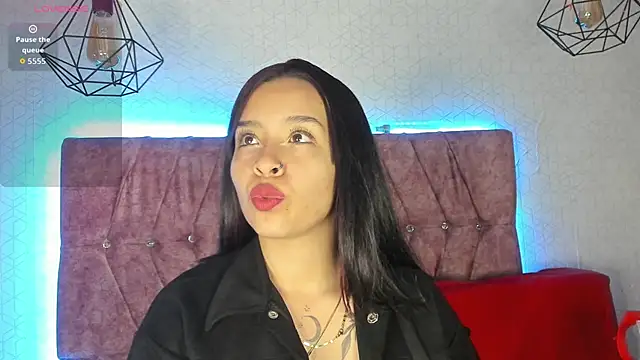 Snapshot of Mia_lopez_1 chatting on 10/31/25, 11:22 Mia lopez 1 online show from 10/31/25, 11:22