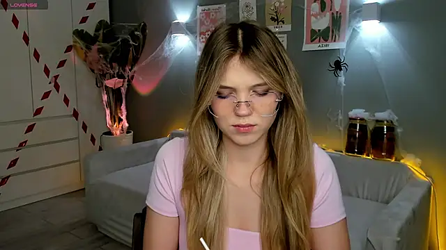 linakorvin online show from 11/01/25, 01:24