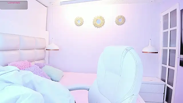 Hottie Guy online show from 11/08/25, 06:07