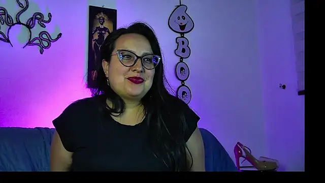 Snapshot of vallery161 chatting on 10/11/25, 05:39 vallery161 online show from 10/11/25, 05:39