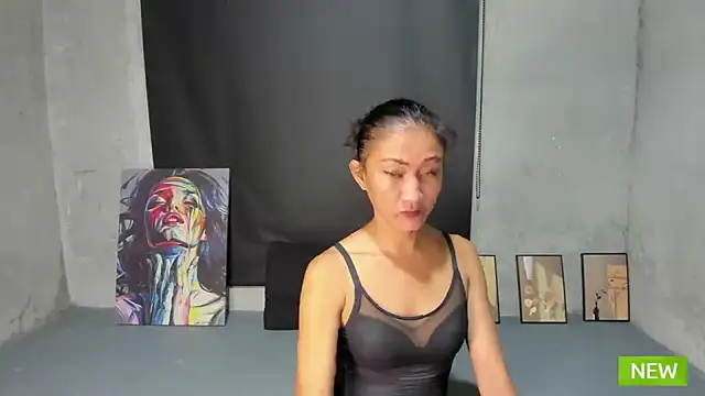 MissAriba online show from 10/10/25, 12:31