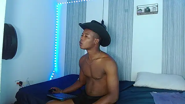 Dark stallionX online show from 10/31/25, 02:45