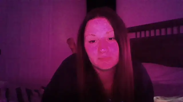 Snapshot of lexy-ray chatting on 10/17/25, 11:18 lexy-ray online show from 10/17/25, 11:18