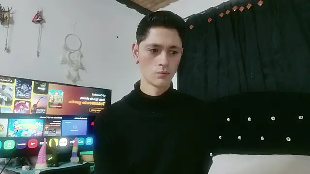 Snapshot of Tyler_cat chatting on 10/20/25, 11:05 Tyler cat online show from 10/20/25, 11:05