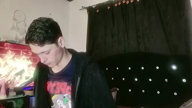 Snapshot of Tyler_cat chatting on 11/15/25, 03:26 Tyler cat online show from 11/15/25, 03:26