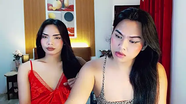 fallinLunaxX online show from 10/19/25, 04:07