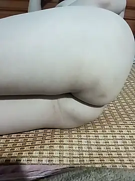 Snapshot of tulip-bae chatting on 11/01/25, 02:02 tulip-bae online show from 11/01/25, 02:02