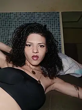 Larissinhamm online show from 11/20/25, 05:29