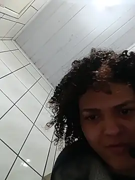 Larissinhamm online show from 11/25/25, 03:45