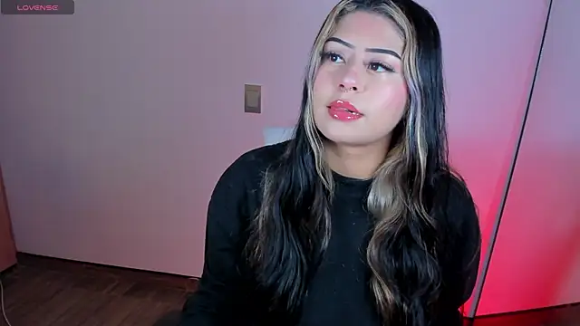 valeska  V online show from 11/14/25, 03:49