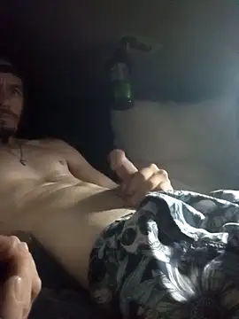 Snapshot of LetMeLiqU chatting on 10/23/25, 10:03 LetMeLiqU online show from 10/23/25, 10:03