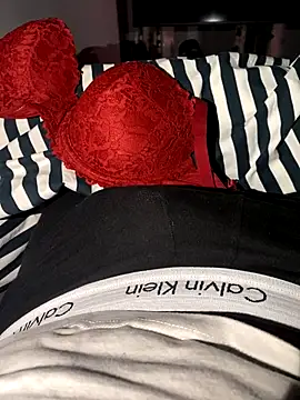 Snapshot of BBC_05_01 chatting on 10/31/25, 11:06 BBC 05 01 online show from 10/31/25, 11:06