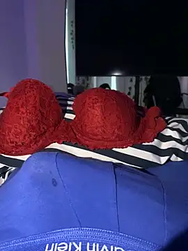 Snapshot of BBC_05_01 chatting on 11/02/25, 01:02 BBC 05 01 online show from 11/02/25, 01:02